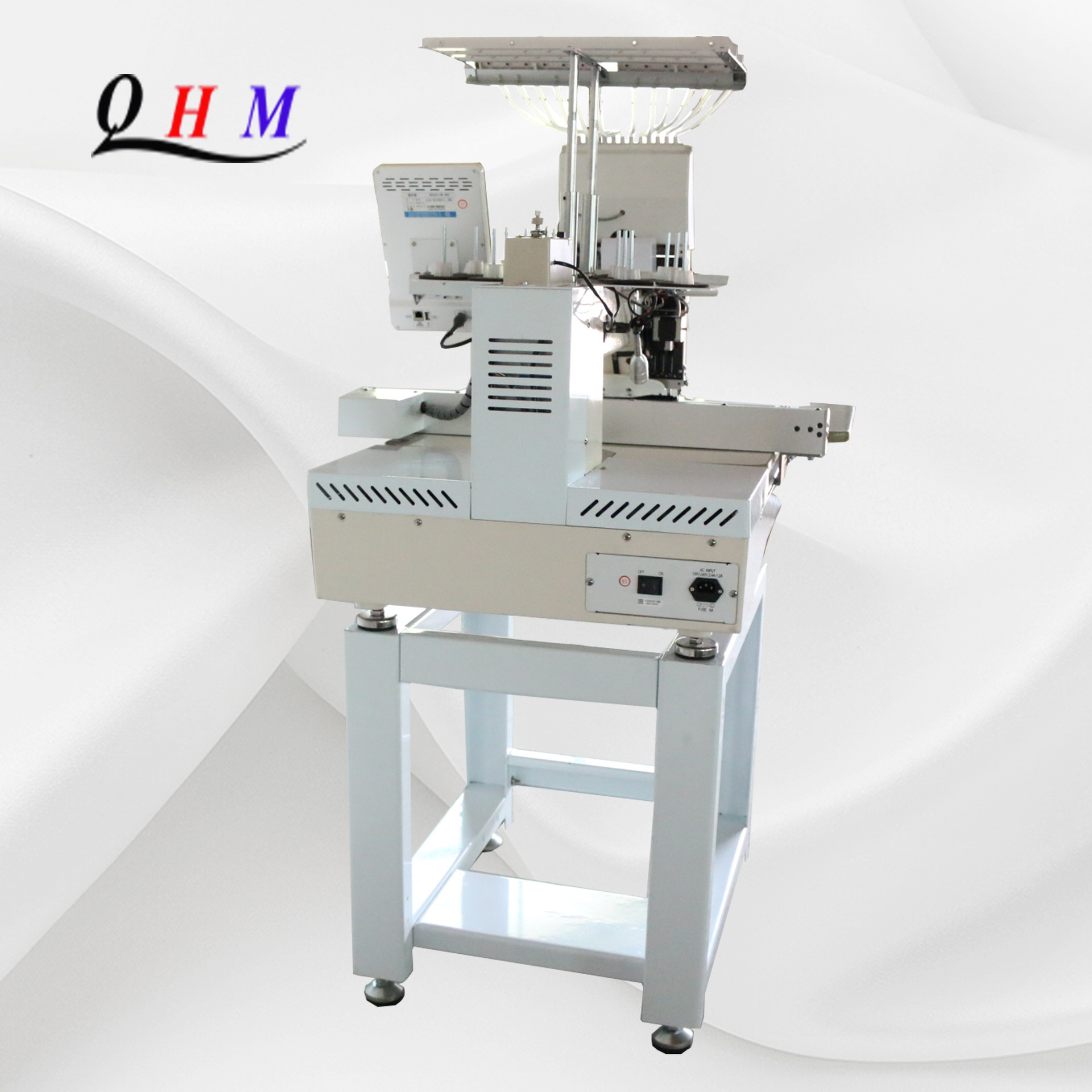 启鸿小型电脑绣花机,私人定制刺绣机