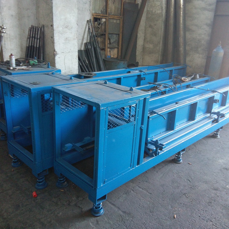 供应全自动可调式水泥烟道机住宅楼房排烟烟道机烟管成型机