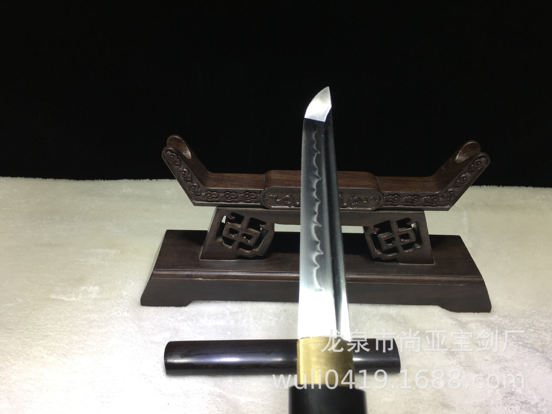 青瓷宝剑对龙泉_龙泉镇宅宝剑价格_龙泉宝剑多少钱