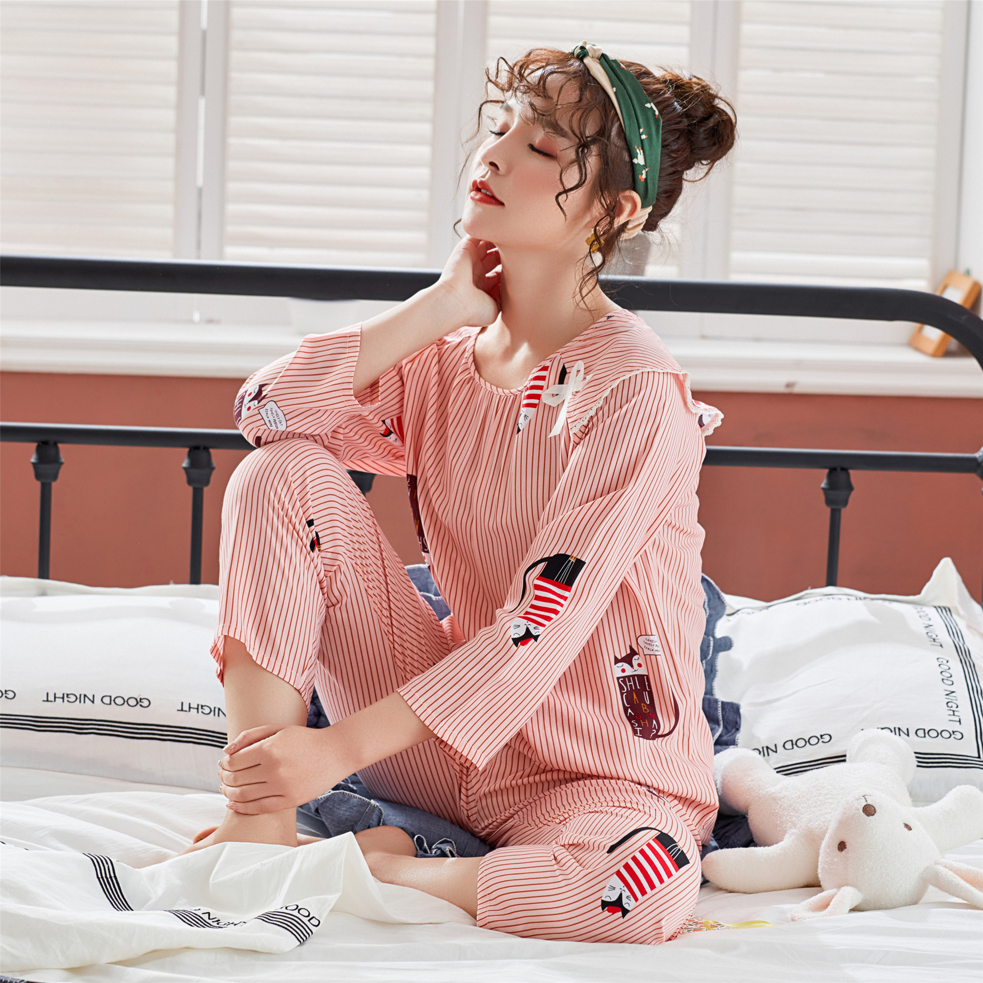 可爱睡衣女 中长袖褶皱蕾丝圆领两件套 甜美活泼舒适家居服批发