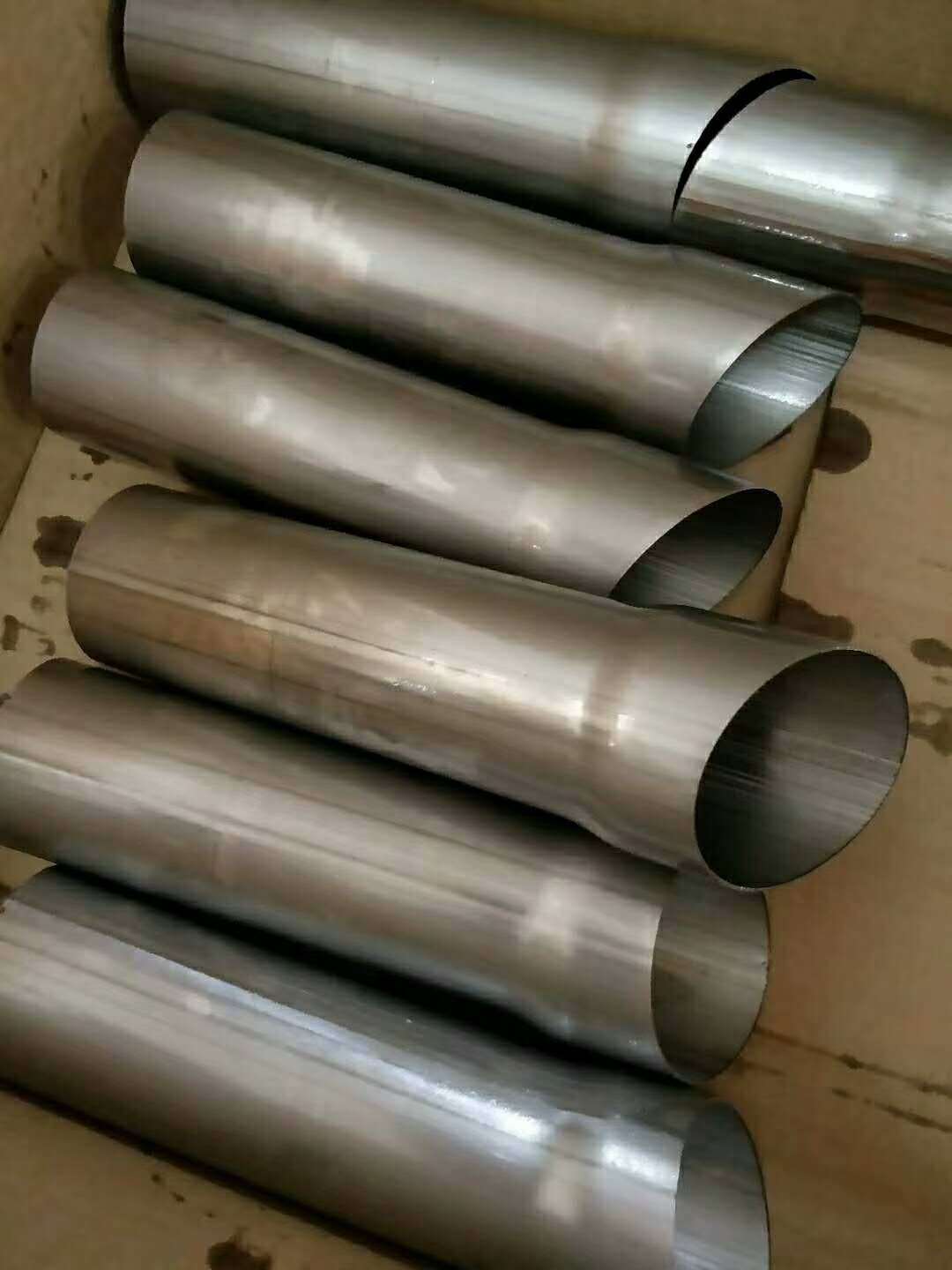 厂家供应不锈钢弯管件去毛刺,除氧化皮,抛光,清洗,烘干一体机