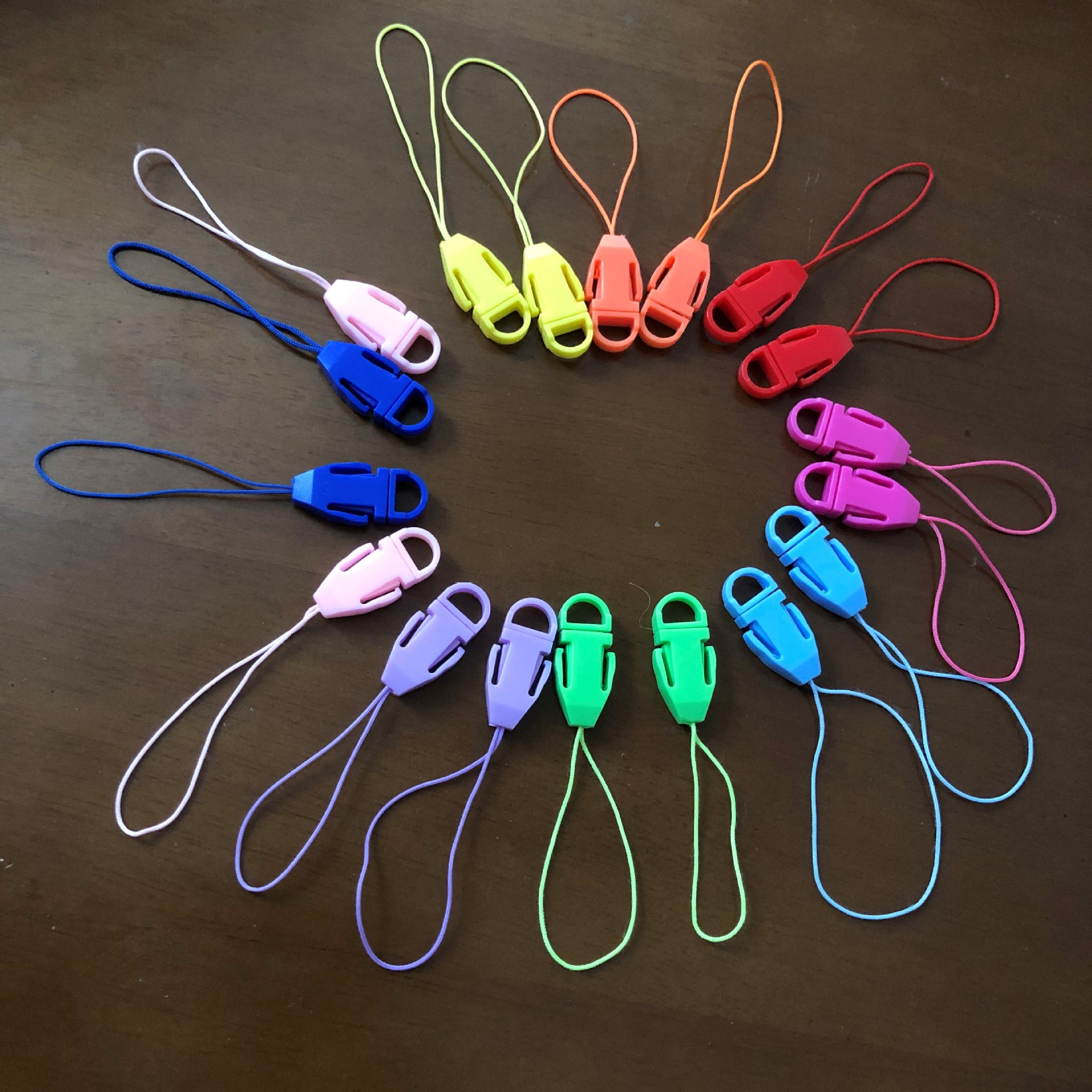 厂家直销飞机扣塑料插扣地雷扣彩色飞机扣定制u盘绳扣