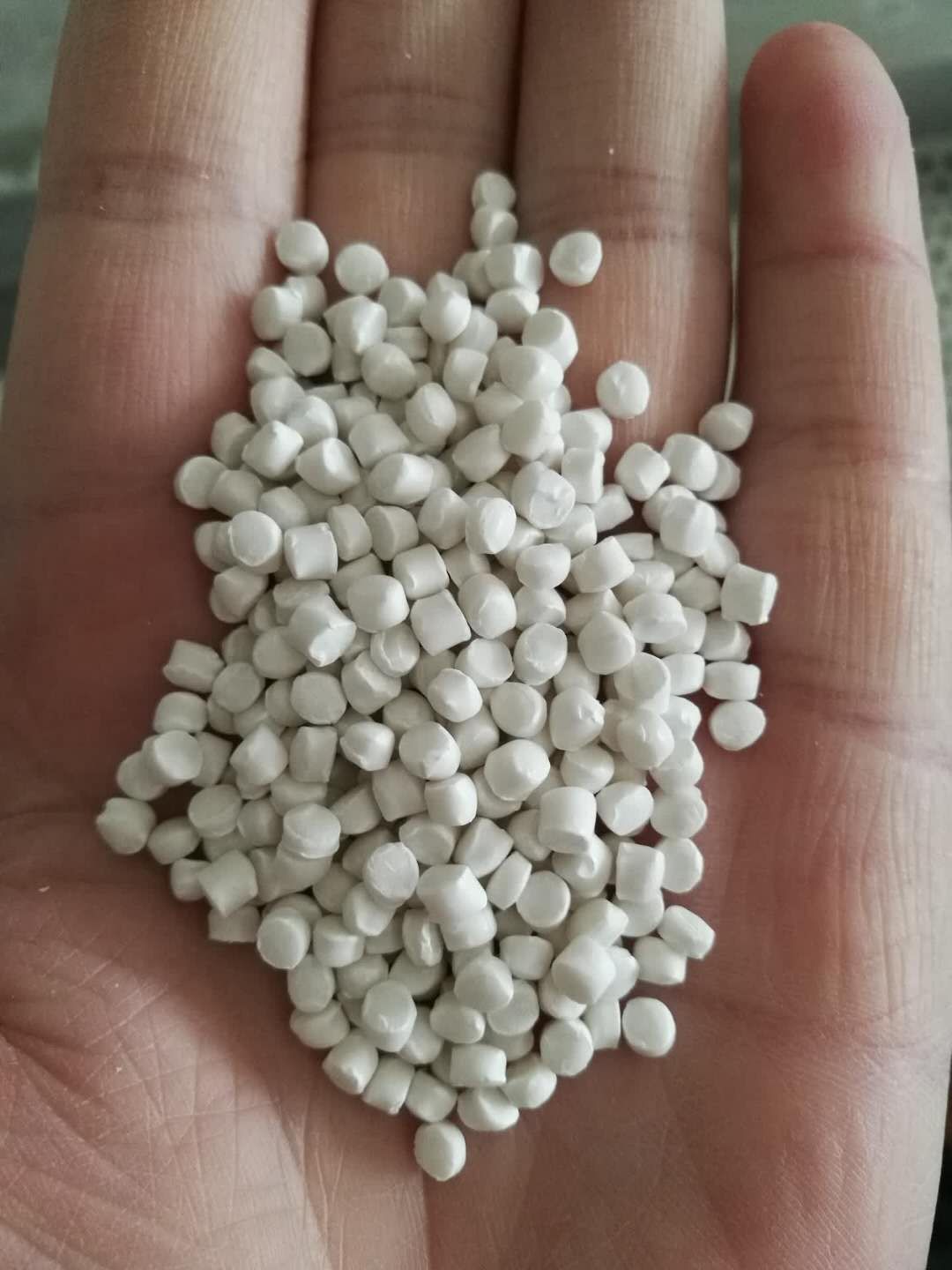 碳酸钙填充母粒 pp注塑填充母料