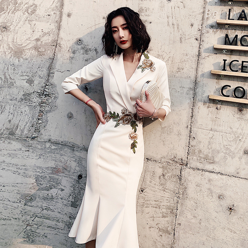 轻婚纱长袖2022新款西装领气质名媛连衣裙小香风鱼尾宴会晚礼服女
