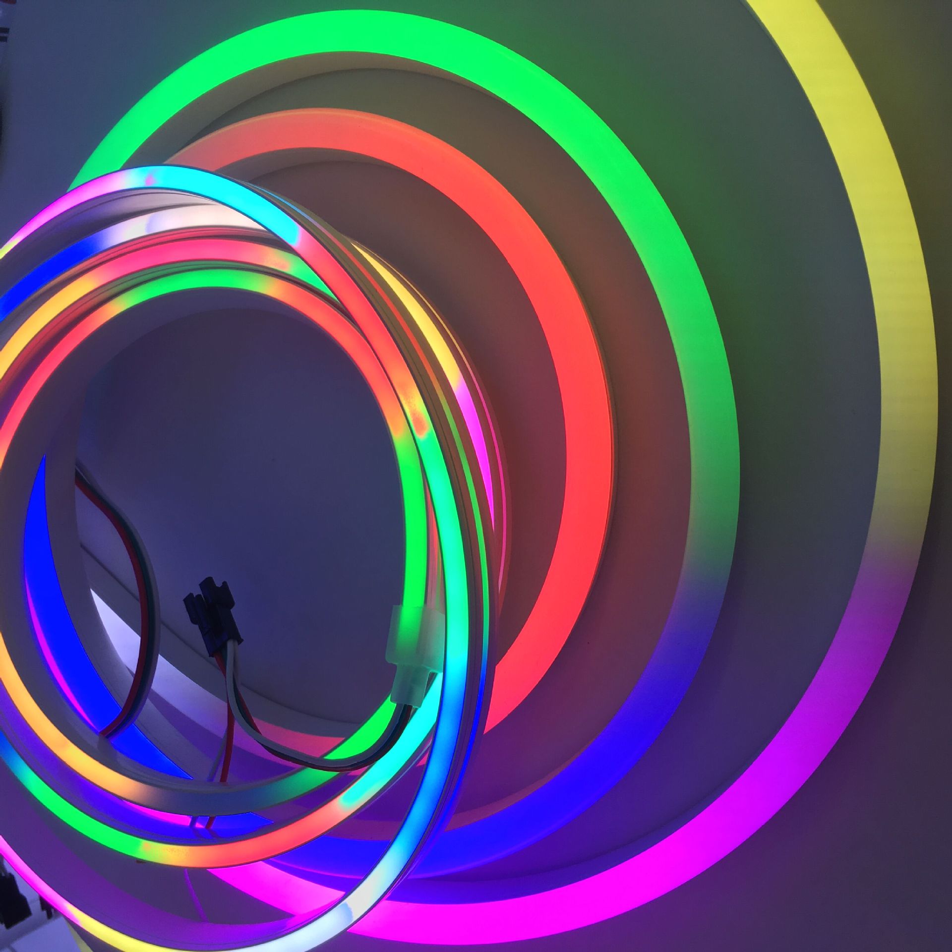 hd工程质量5v霓虹灯带8*16mm侧发光led幻彩全彩rgb柔性硅胶霓虹灯