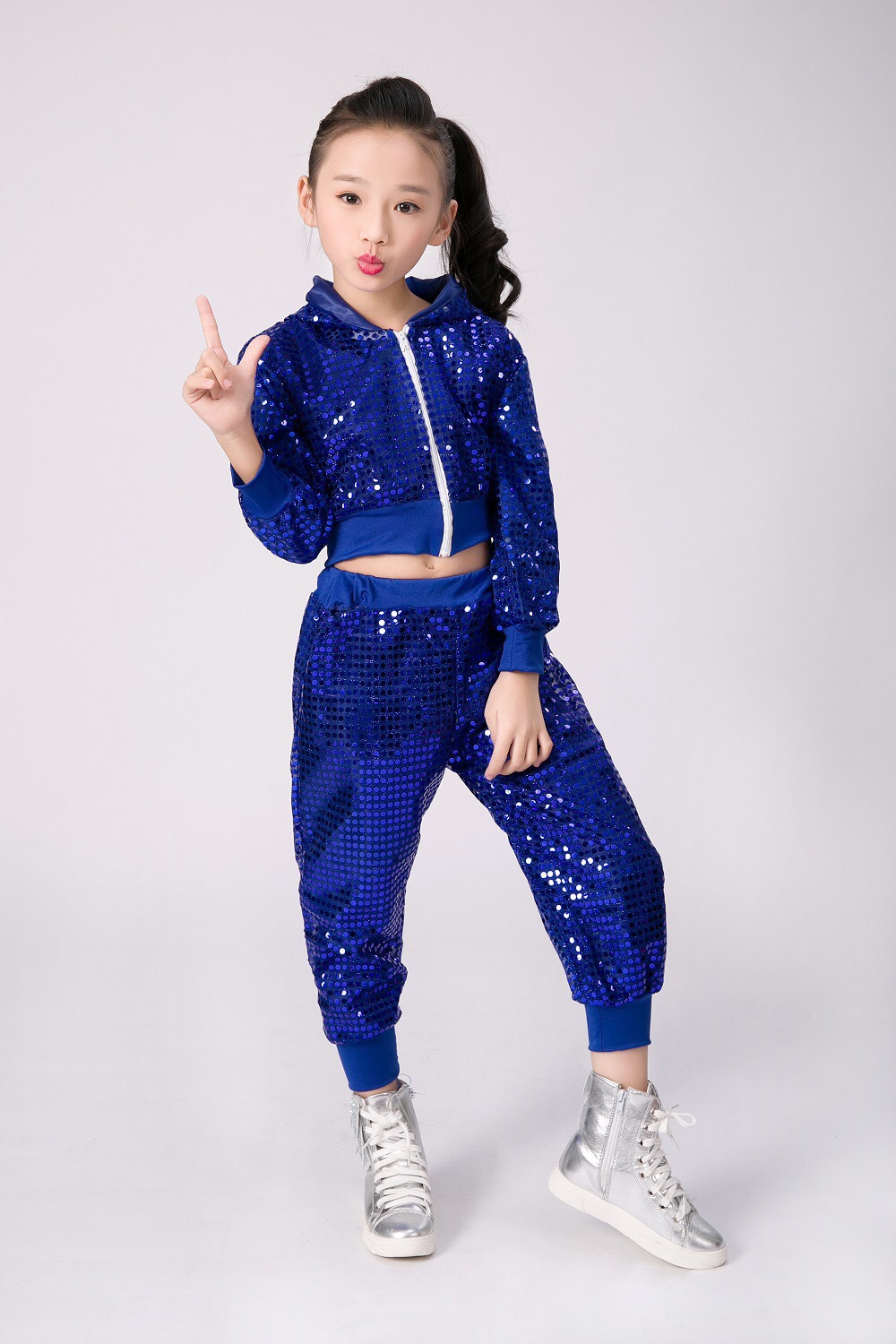六一女童爵士舞演出服儿童舞蹈舞台表演服女孩露脐亮片长裤套幼儿