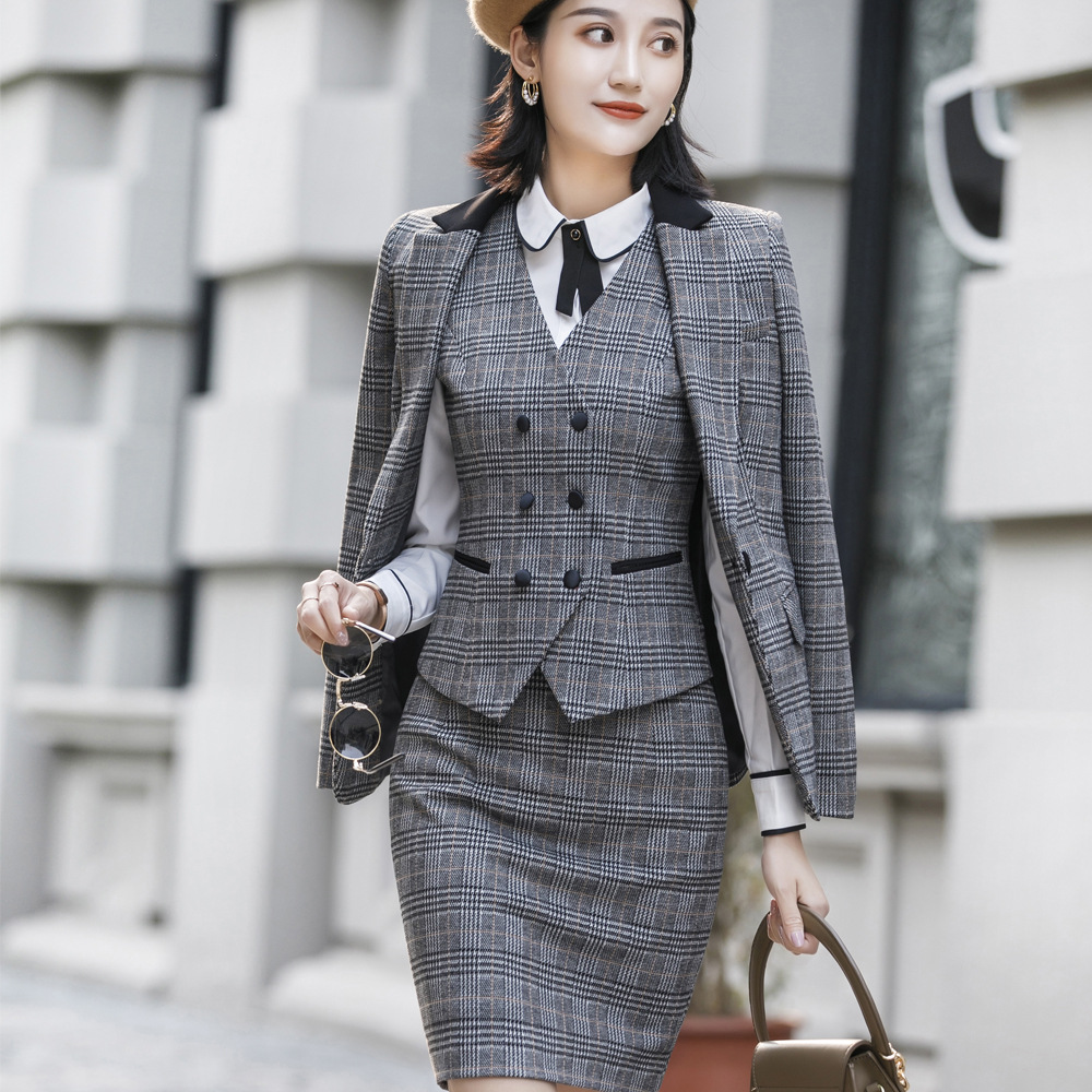 格子小西装外套女英伦风短款2019早春新款职业装复古格纹西服套装