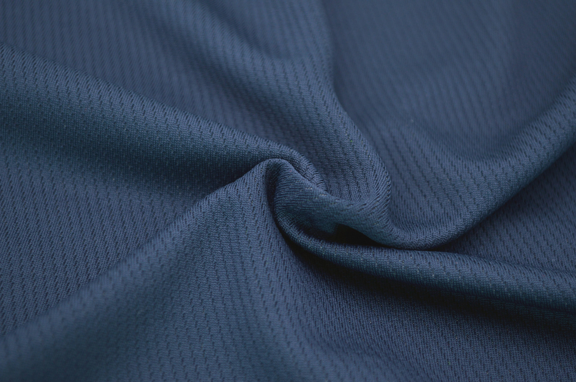 原纱单向导湿布 丙纶斜纹网眼面料 创新环保功能性出口户外t恤布