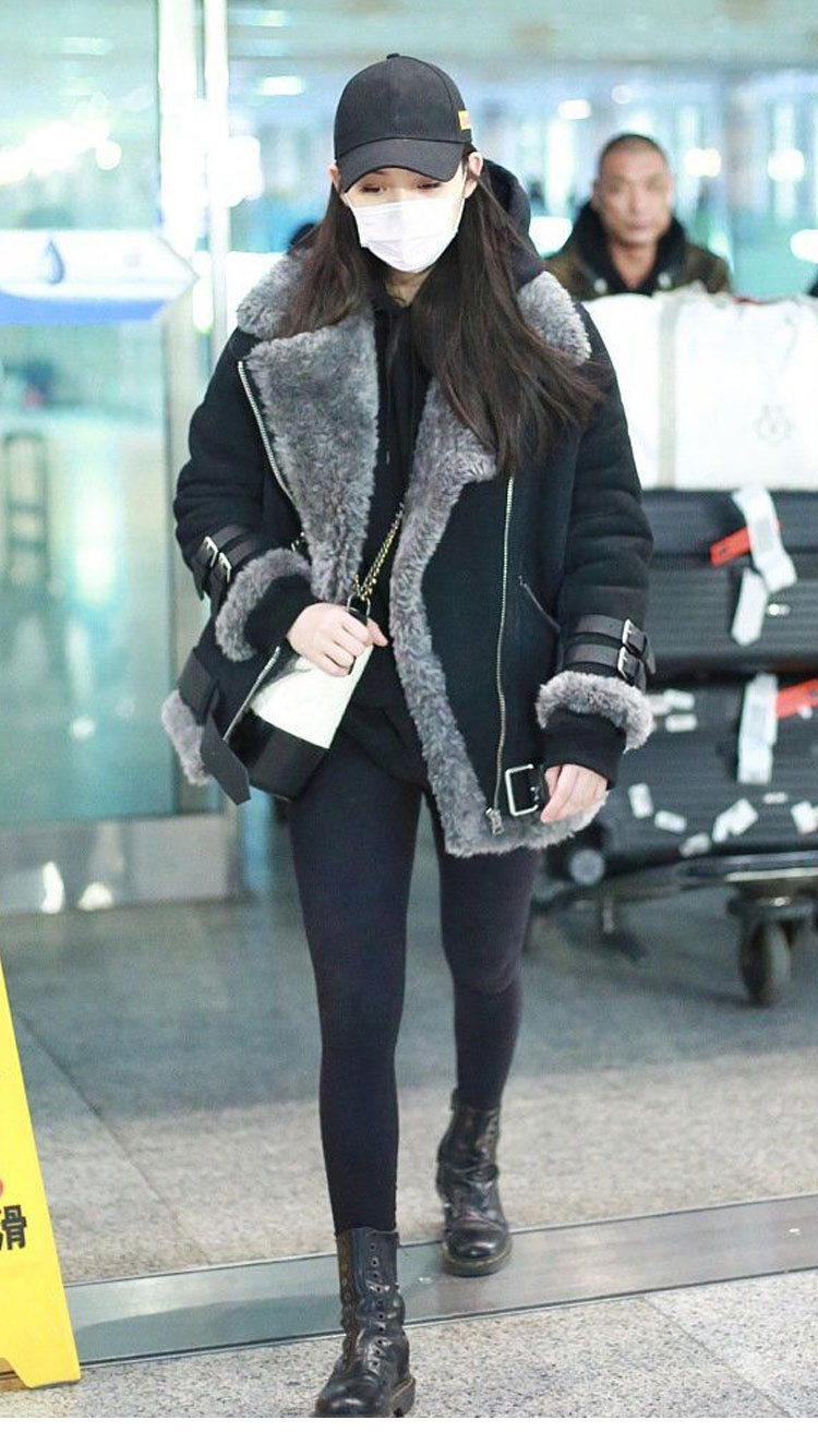2021秋冬皮毛一体新款女装欧美宽松加绒加厚廓形羊羔毛机车外套女