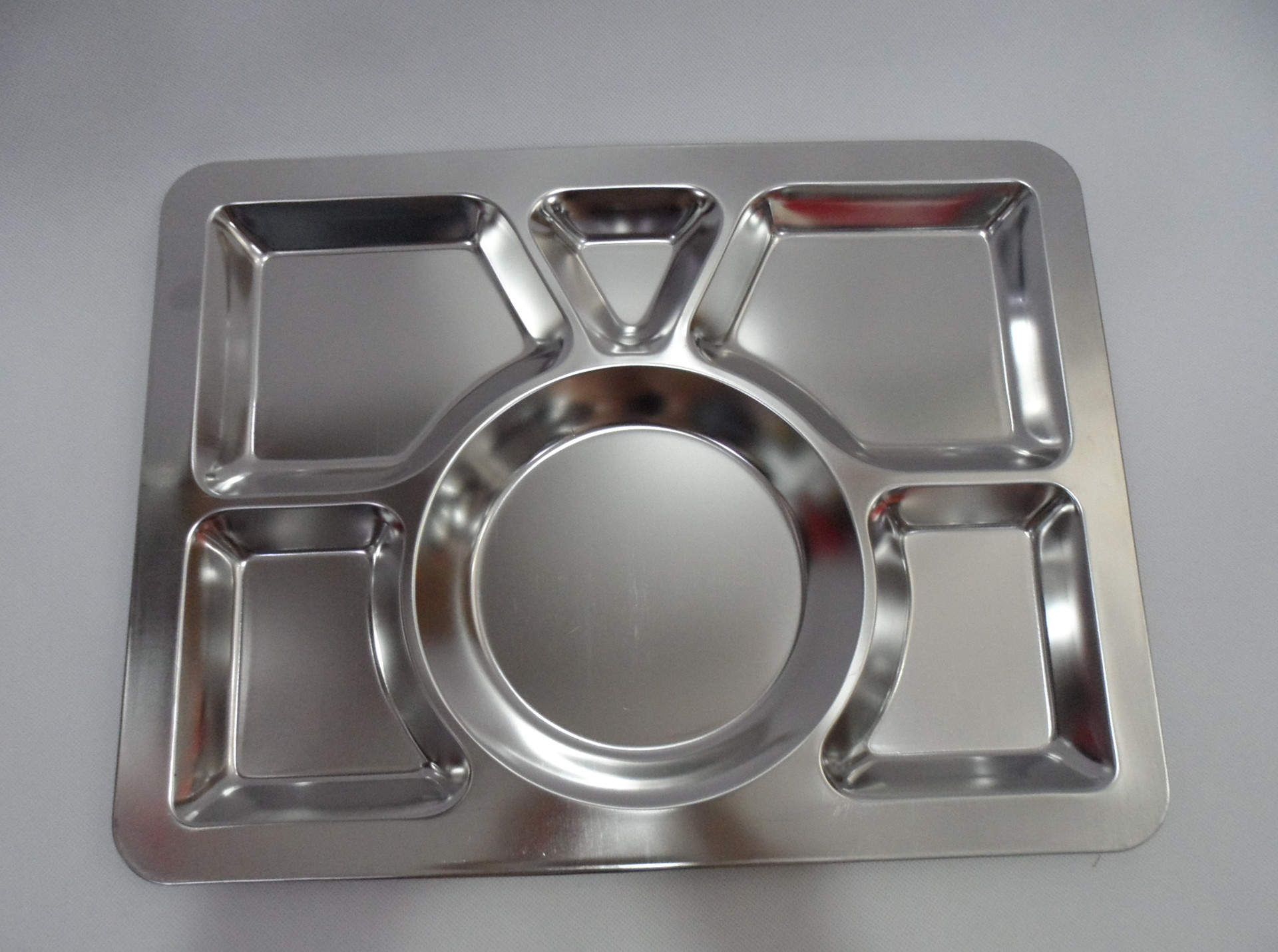 不锈钢无磁1.0厘大圆六格快餐盘 食堂分格餐盘 学生打饭食盘-阿里巴巴