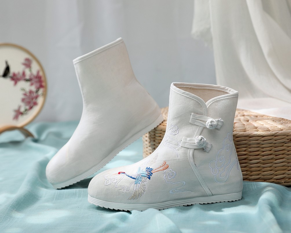 民族风内增高布靴货号rs5092