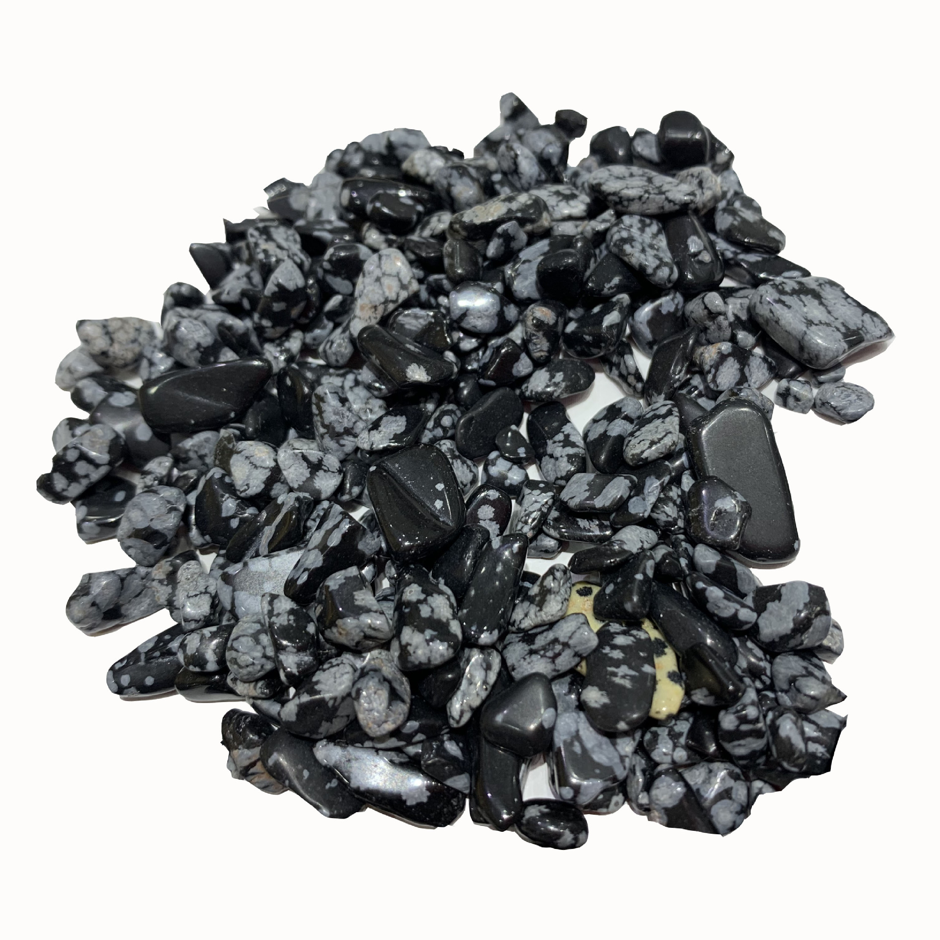 天然雪花石碎石小颗粒雪花石碎石原石鱼缸石防辐射