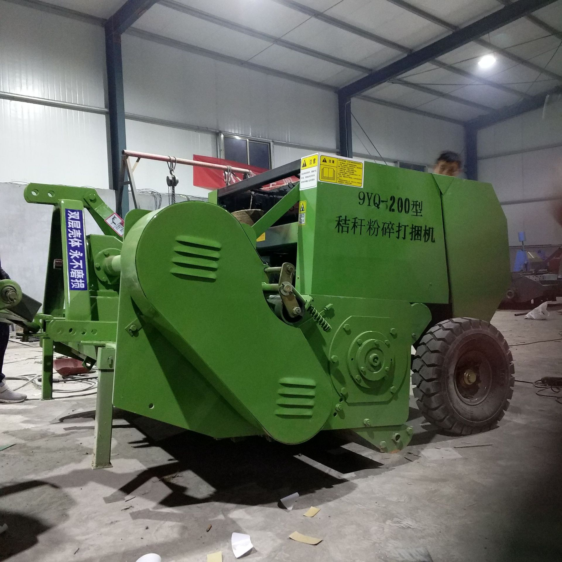 小型牛羊青贮饲料秸秆打包机 玉米秸秆压块机 自动捡拾圆捆机