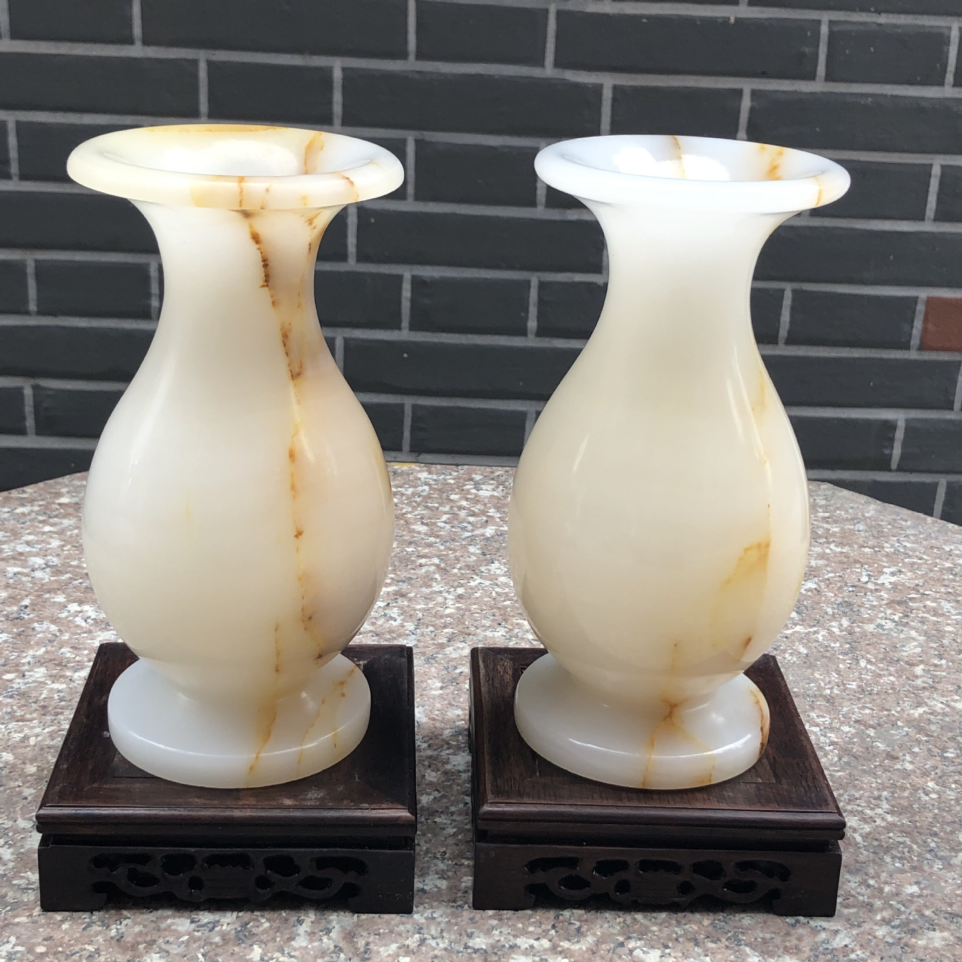 阿富汗玉花瓶摆件家庭插花玉瓶礼品摆件家庭公司商务办公用品