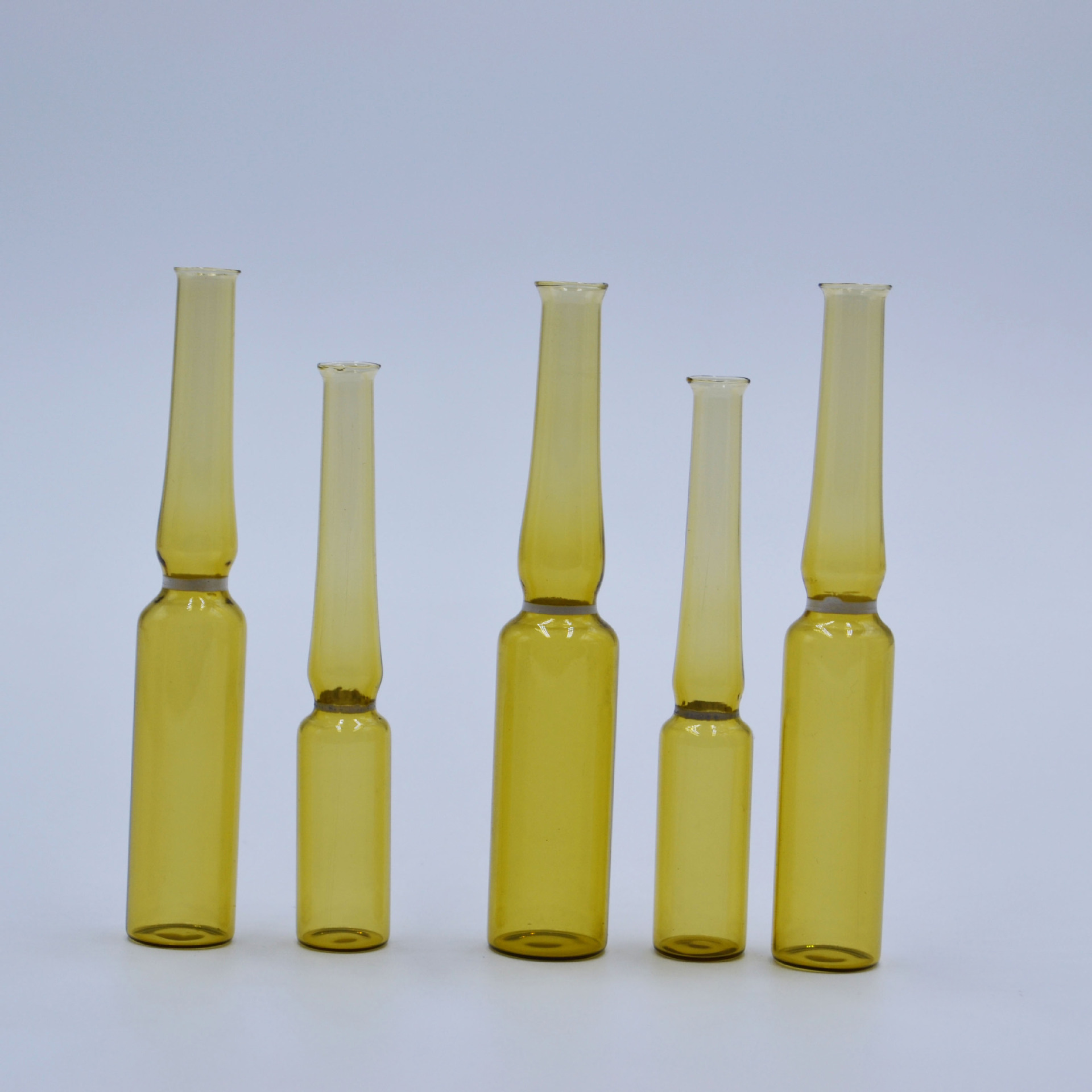 现货定制2ml3ml5ml10ml国标欧标玻璃茶色安瓿瓶医用小安瓶