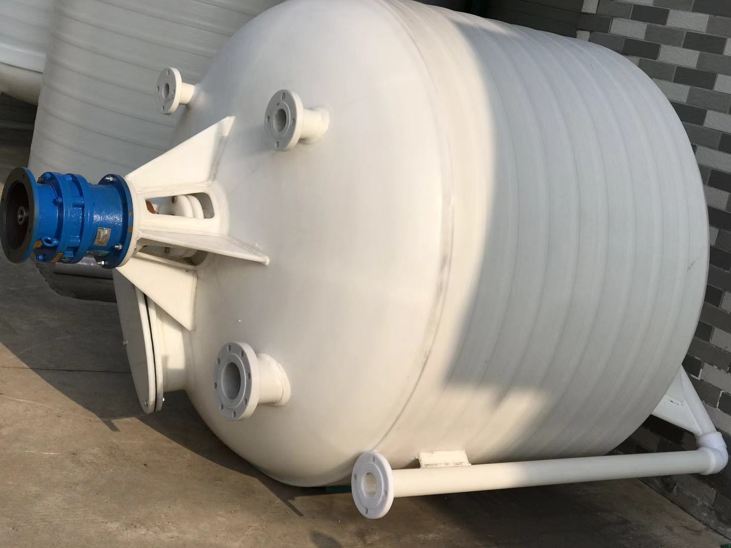 特价供应聚丙烯搅拌罐 化工搅拌釜 酸碱搅拌釜 操作简单方便 安全