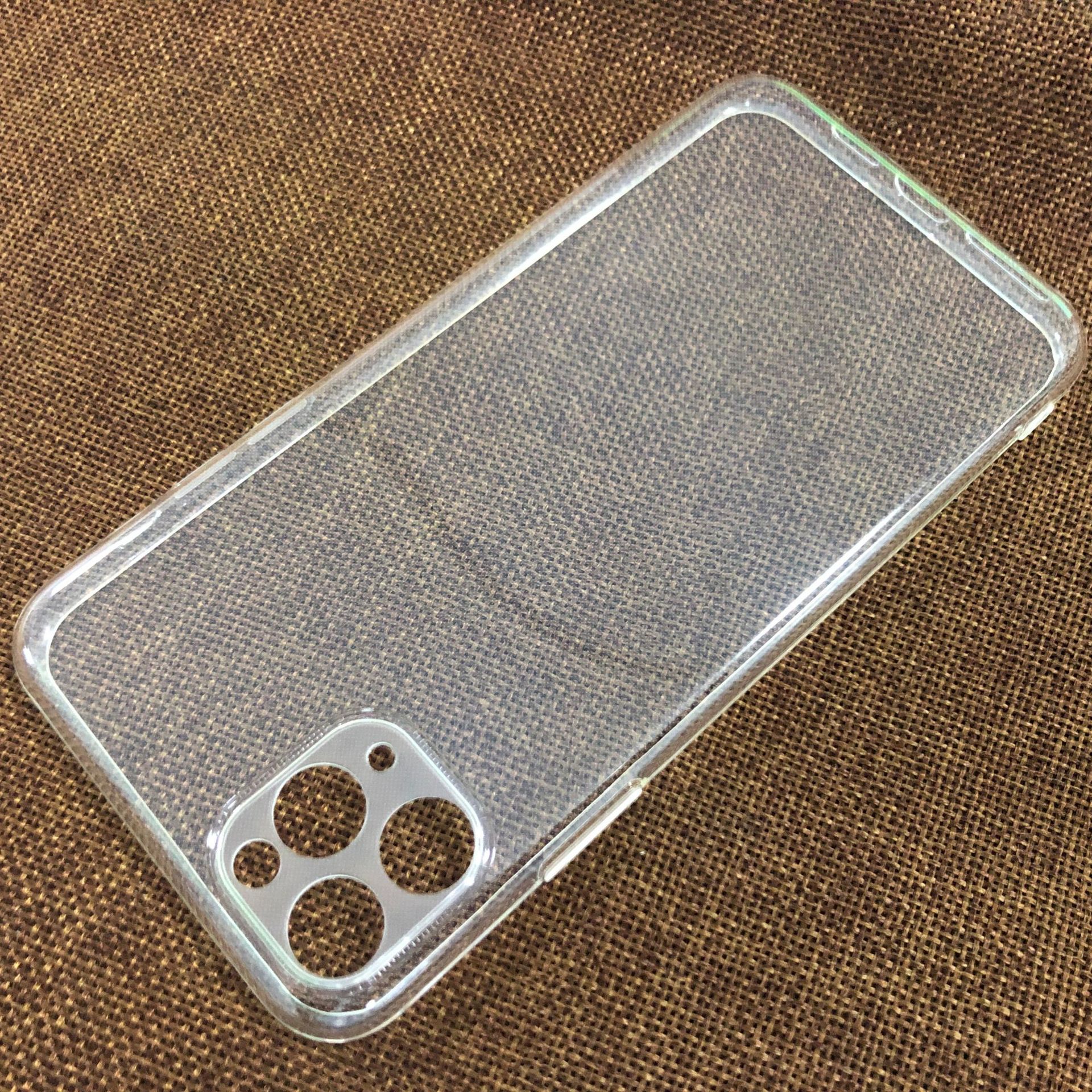 适用2019苹果11rro手机壳promax透明tpu软胶光面硅胶浮雕精孔素材