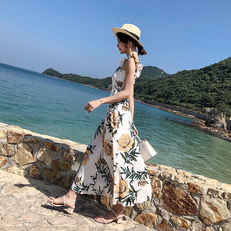 616实拍2018度假风女夏巴厘岛海边度假沙滩裙小心机露背连衣裙