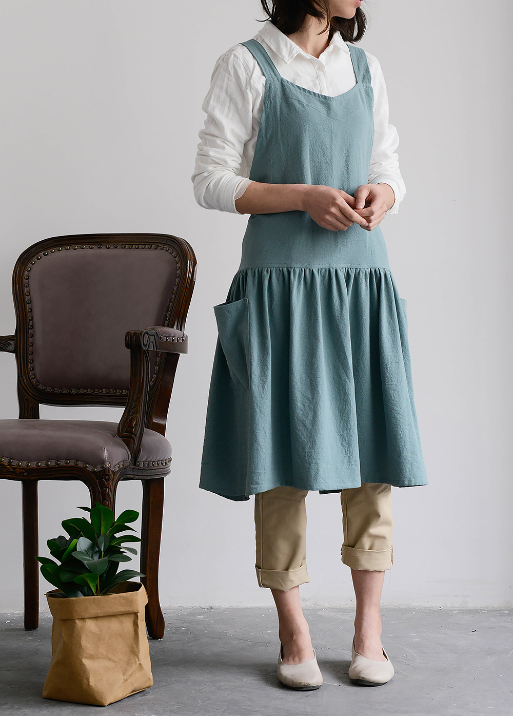 外贸韩版纯色家用厨房女时尚防污背心交叉式围裙咖啡围腰定制logo