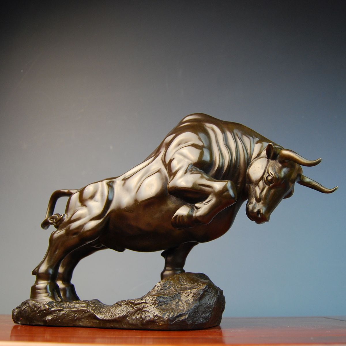 铜雕牛.铸铜牛青铜华儿街牛.欢迎来图订制