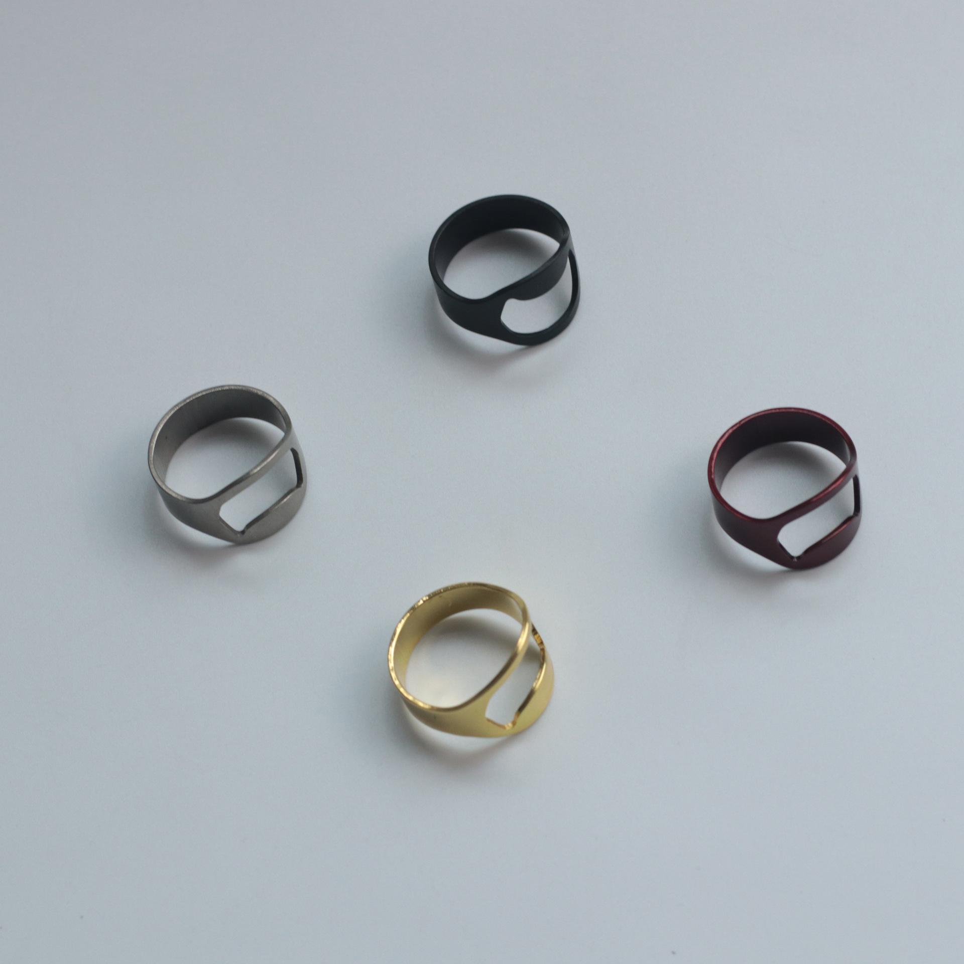 批发不锈钢指环开瓶器创意碑酒开瓶器手指戒指启瓶器魔术开瓶器