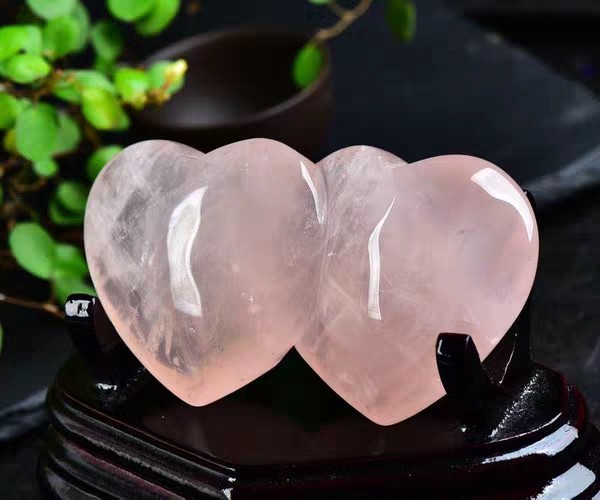 天然粉水晶心心相印摆件粉晶双心爱心 心连心结婚礼品礼物旺姻缘