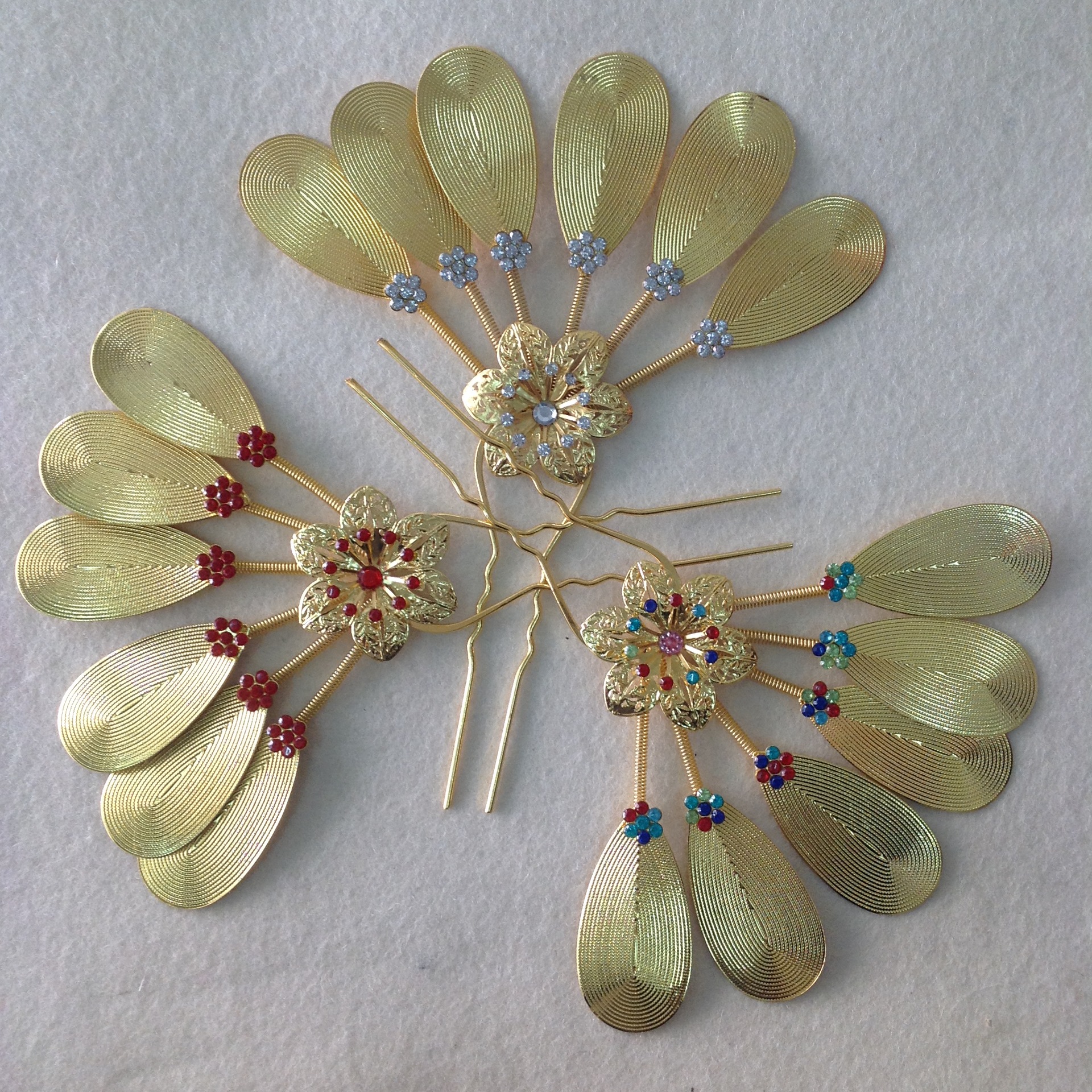 皇冠特价 西双版纳傣族舞蹈头饰泰国民族叶子发簪子服装配饰头花