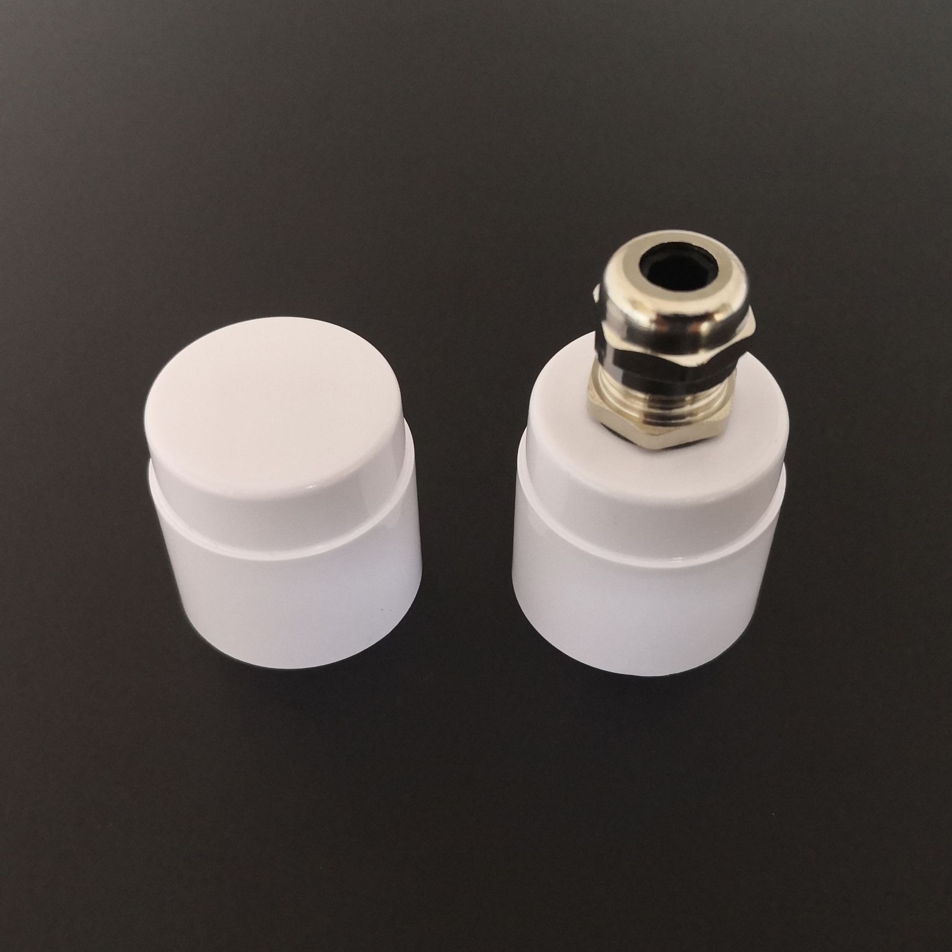 t8灯管防水套件 ip67防水等级 m12灯管金属防水灯头 冰柜防水灯头