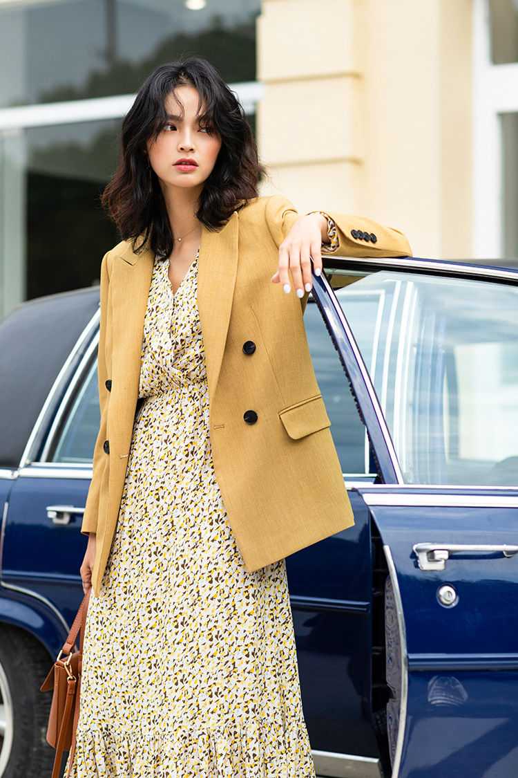 2021春装新款日系黄色纹理简约通勤百搭气质休闲西服外套女6012