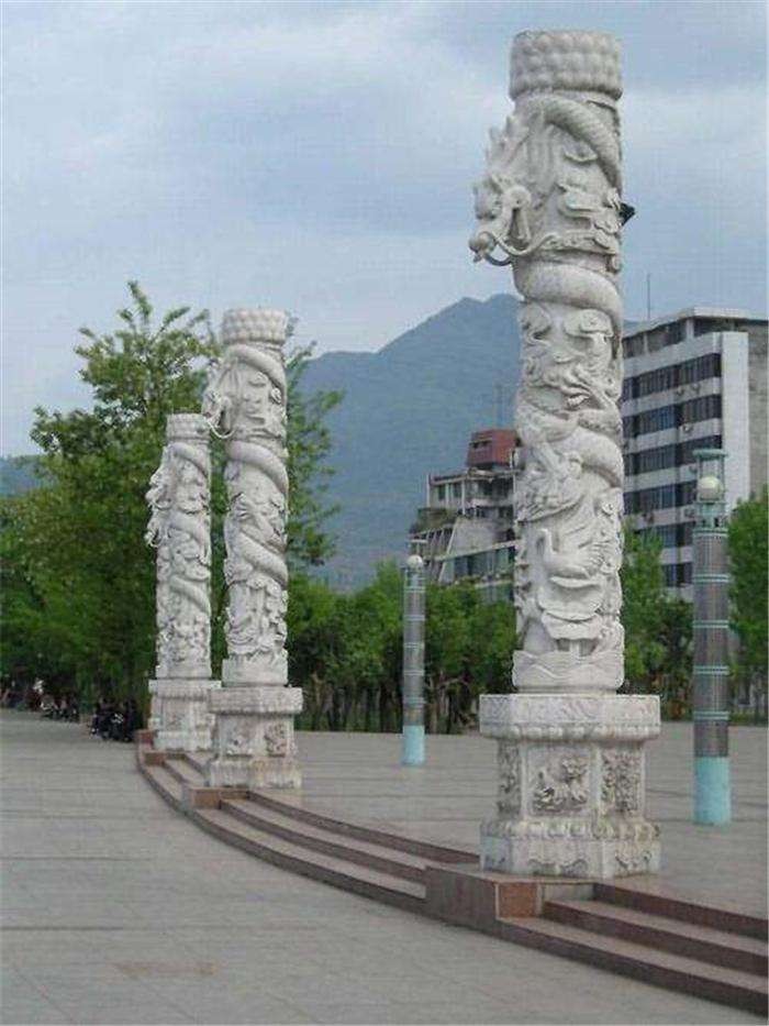 花岗岩石雕龙柱青石公园路边龙柱子安装设计图文化石头柱子多少钱