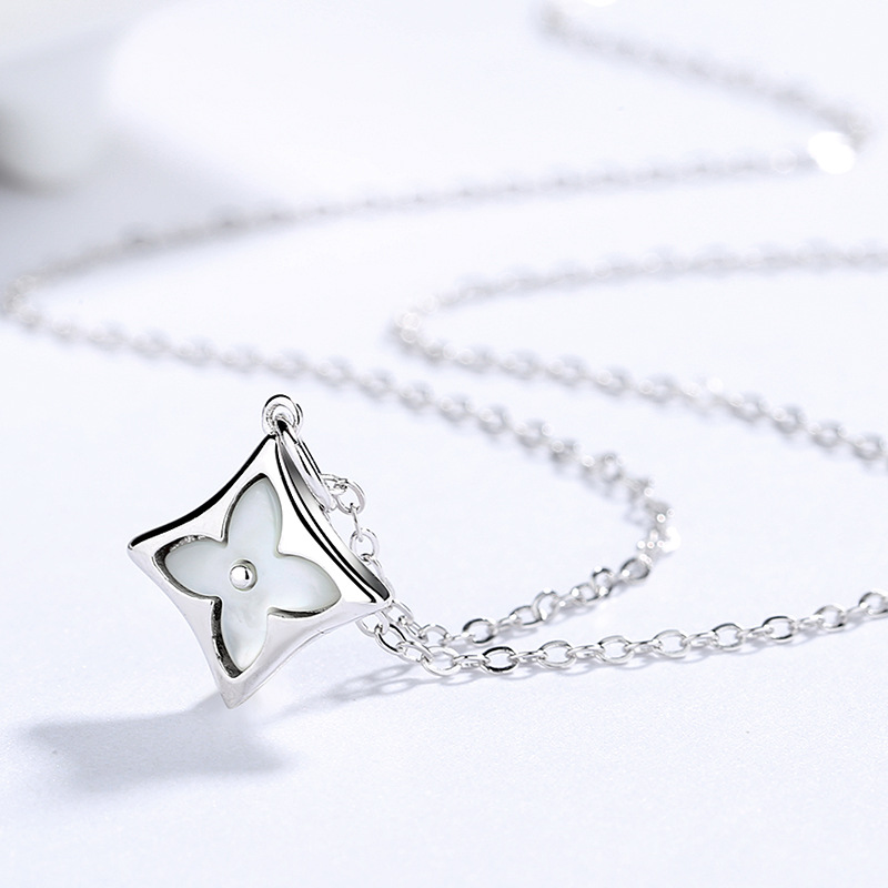 四叶草项链s925纯银菱形金粉白贝母轻奢小众锁骨链项饰银饰批发