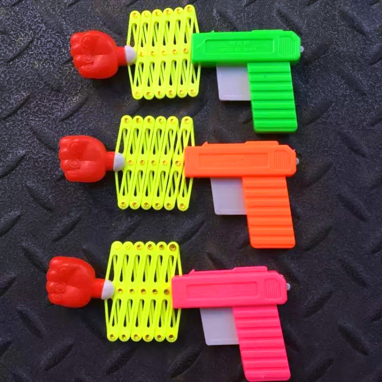 拳头枪玩具儿童搞笑整蛊伸缩枪魔术枪7080后经典怀旧玩具地摊热卖