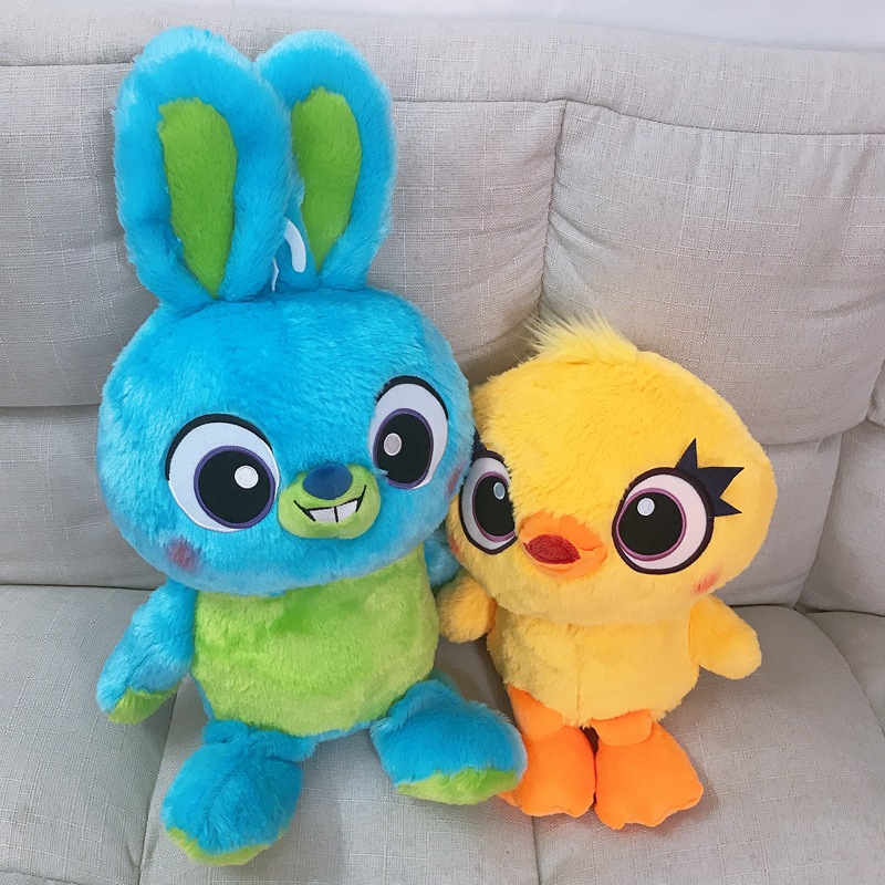 日单玩具总动员4兔哥达鸭毛绒玩具兔玩偶公仔可爱娃娃机现货批发