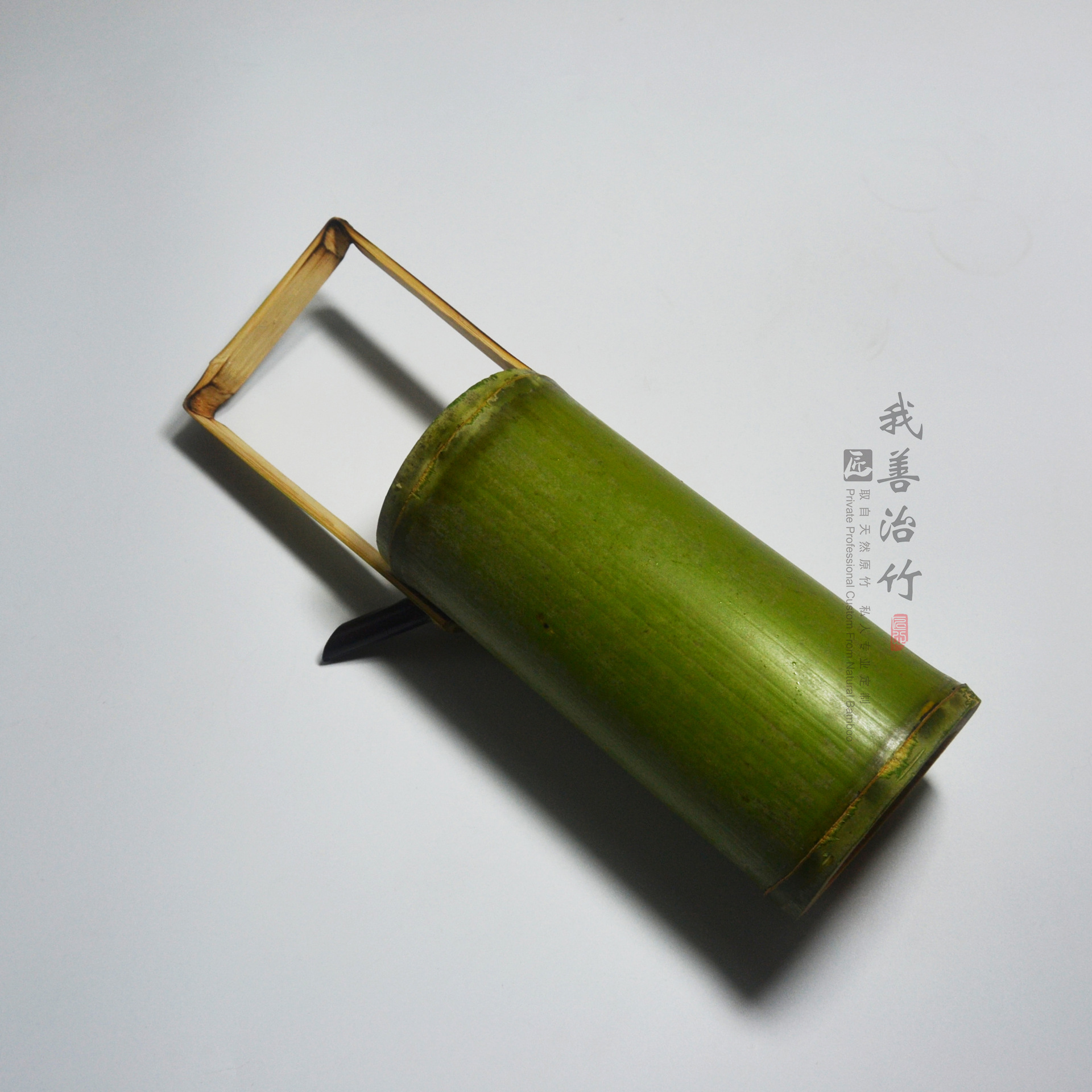 厂家批发天然竹酒筒竹子分酒器竹酒桶竹水壶竹制食物料理竹器酒店