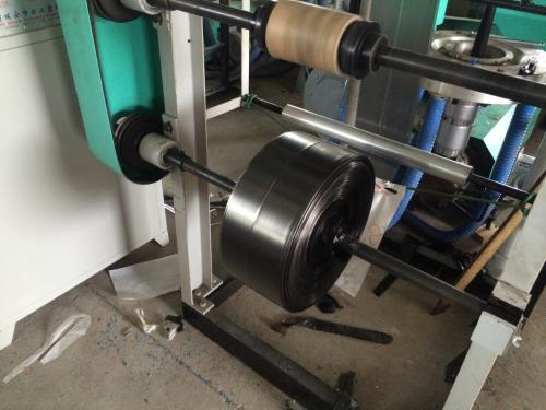 供应连卷垃圾袋制袋机【宠物垃圾袋生产设备】狗狗粪便袋机器