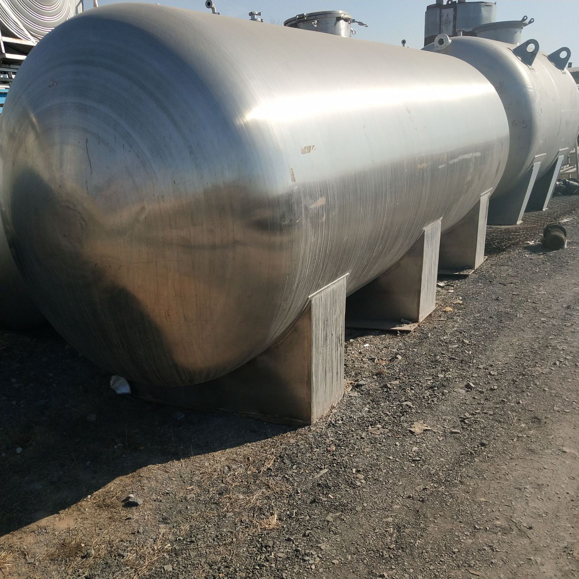 直销不锈钢储罐 30立方不锈钢卧式储罐 定制不锈钢搅拌罐储存罐