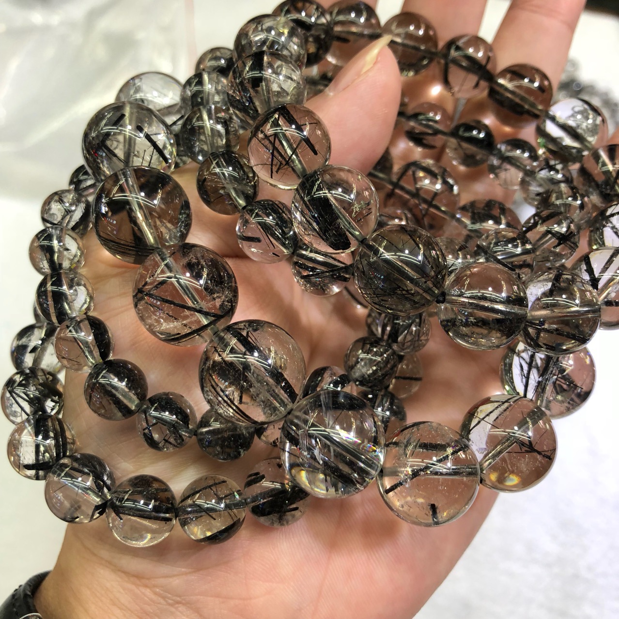 厂家直销天然黑发水晶手链新品发丝粗晶体通透黑发手串水晶批发