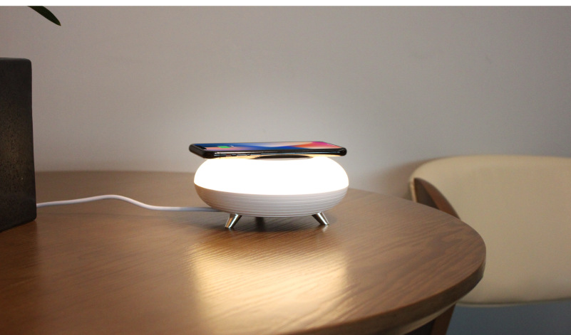 新款创意手机无线充电器led台灯小夜灯七彩灯光可触摸调节床头灯