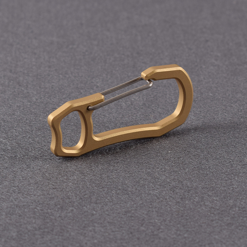 黄铜钥匙扣网红挂扣男士腰挂按压弹簧扣金色汽车钥匙挂扣一体快挂