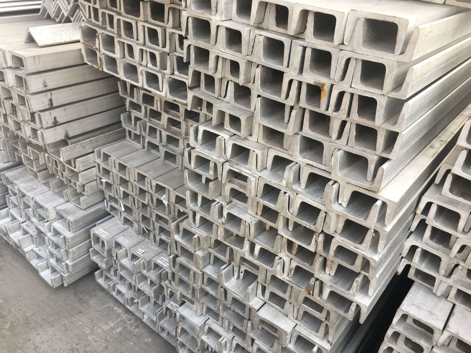 304不锈钢槽钢 5# 6# 8# 10# 12# 14#不锈钢槽钢 规格全支持定制