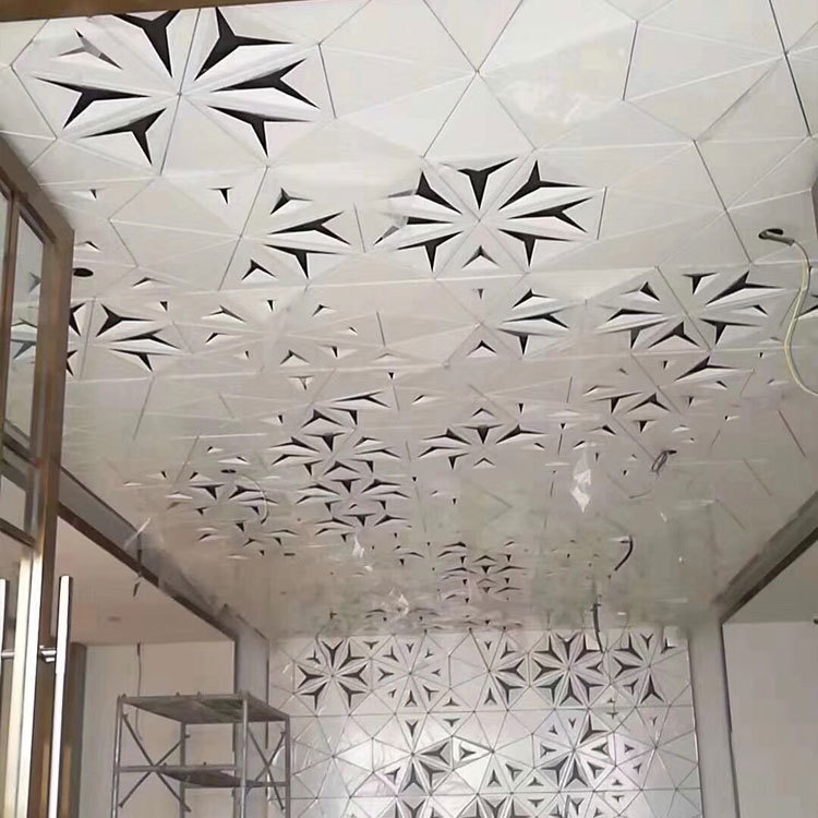 0成交0平方米氟碳铝单板冲孔铝单板吊顶外墙六边形造型装饰铝单板工程