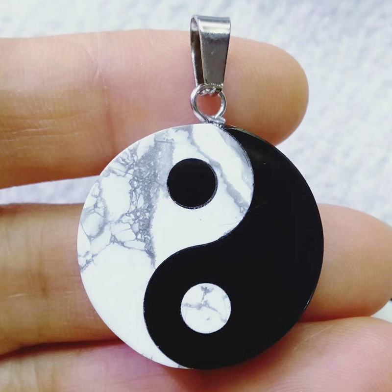 白阿富汗玉太极八卦图护身符玉牌玉石吊坠保平安玉挂饰批发厂065