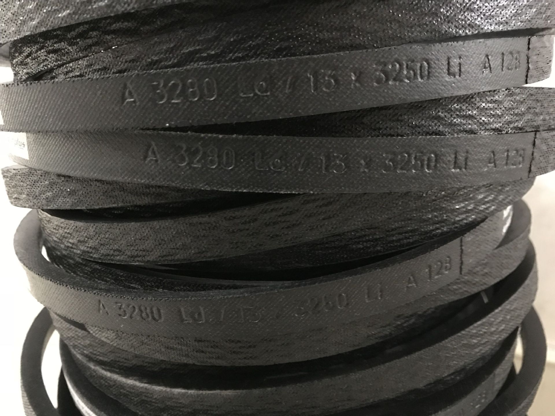 德国欧皮特optibelt-vb传动带进口三角带a680ld/13*650li a26