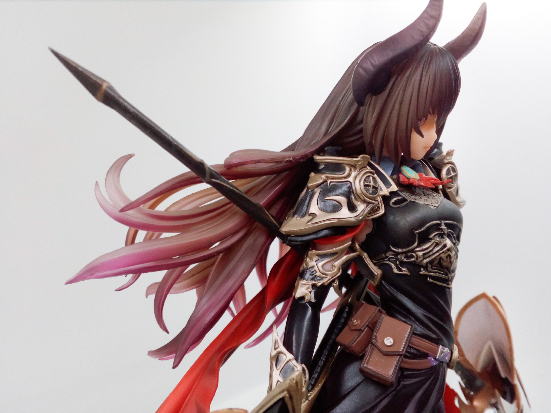 神击的巴哈姆特 暗黑龙骑士 迪阿多娜强音 forte 1/8特典版手办