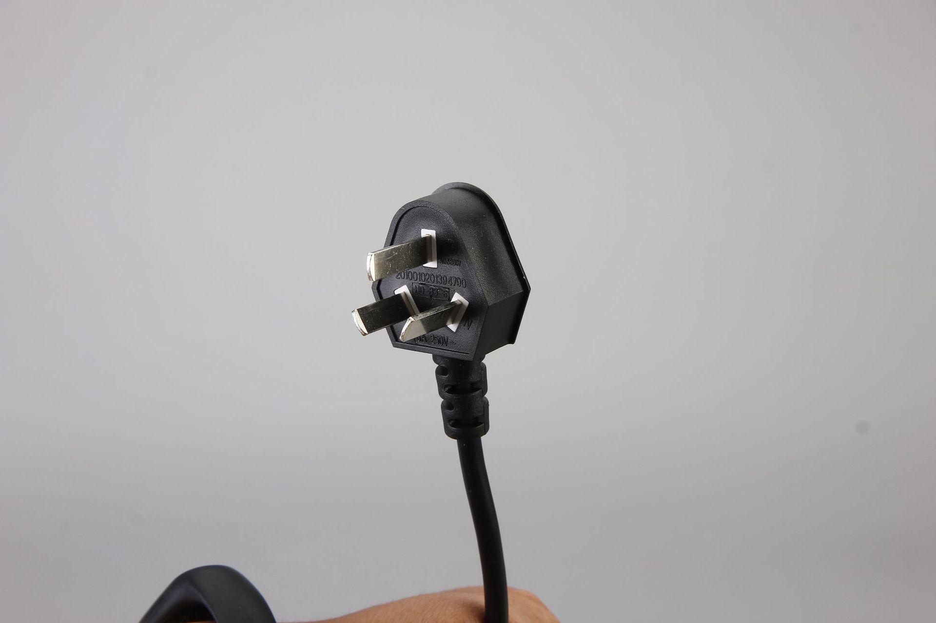 厂家供应 中国系列蛇头国标三插