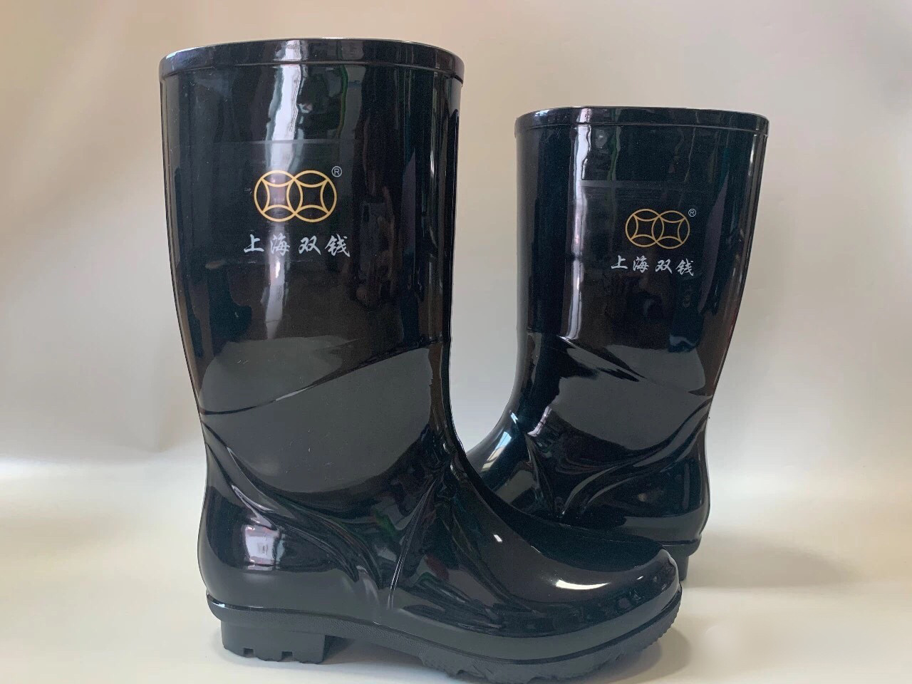正品上海双钱雨靴新款时尚舒适中筒女雨鞋耐磨防滑黑色劳保鞋批发