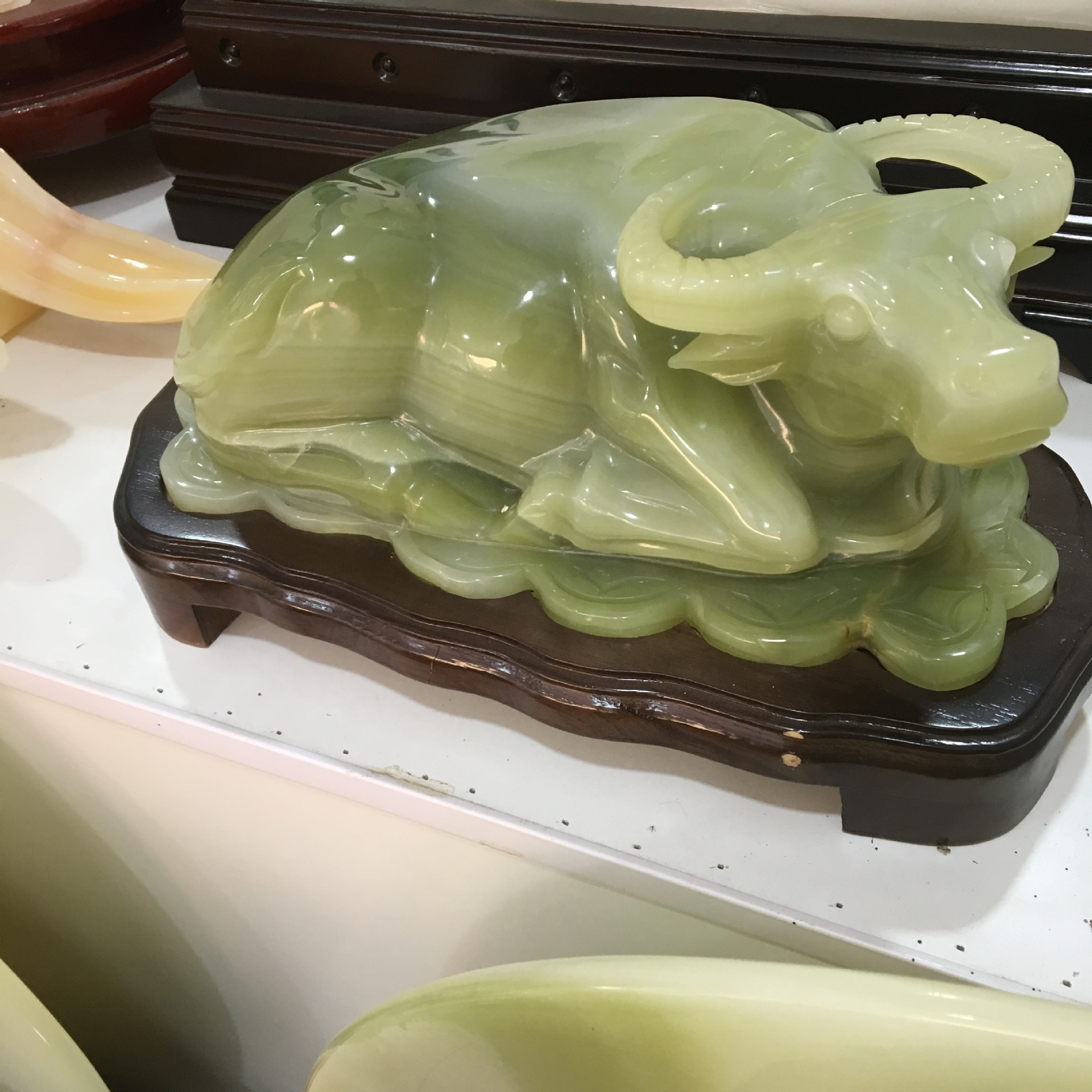 岫玉蓝田玉阿富汗玉玉石客厅摆件花鸟十二生肖牛礼品摆件批发