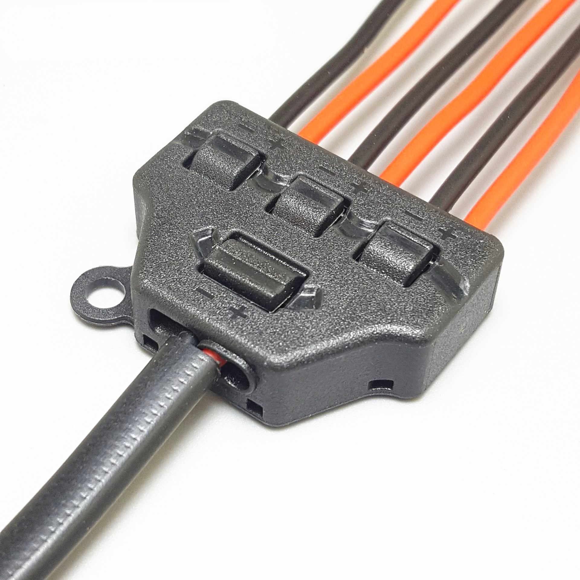 一拖三并联分线器led照明灯具连接器一分三接线端子按压卡式端子