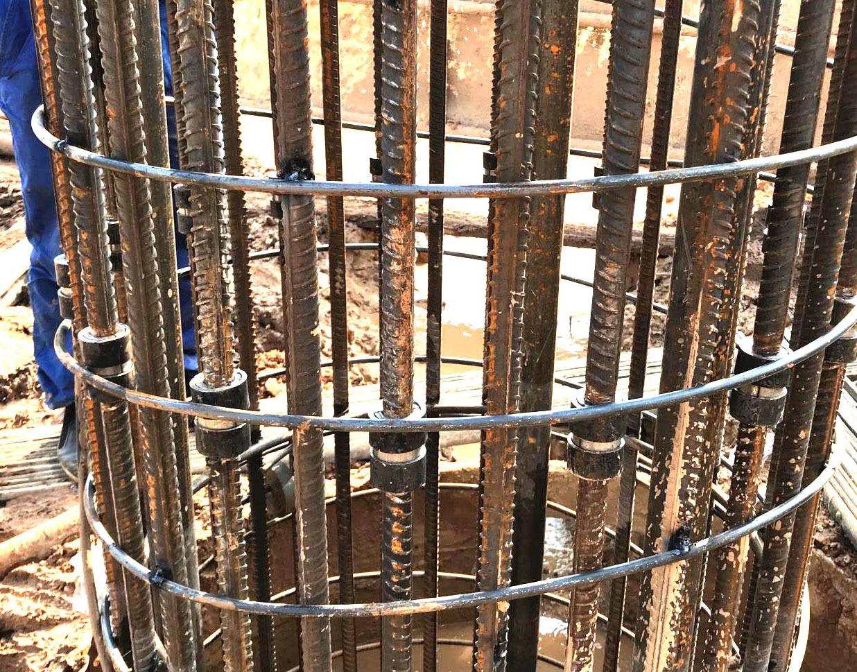 锥套锁口式整体对接钢筋连接分体式套筒