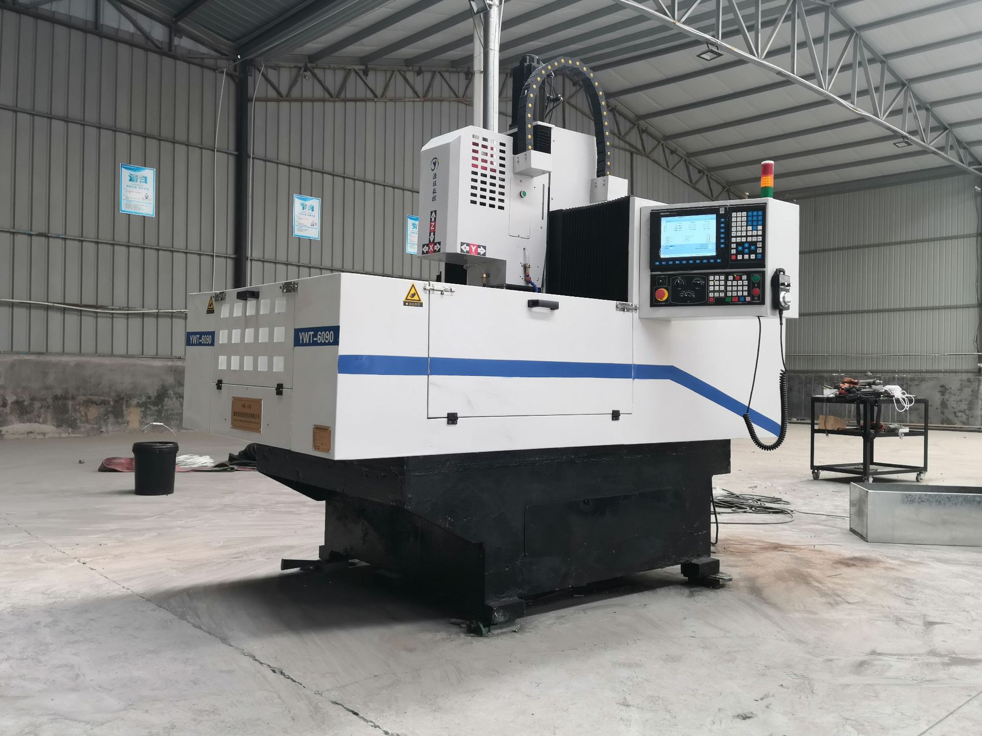 厂家供应重型全铸件数控钻床 橡胶模具数控钻铣床 台湾正品配件